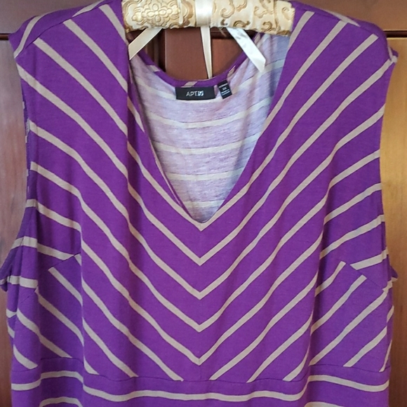 MaxiDress - Picture 1 of 9